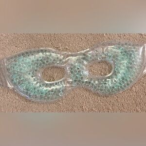 Cooling beads reusable face mask, Velcro straps, wear in morning for puffy eyes